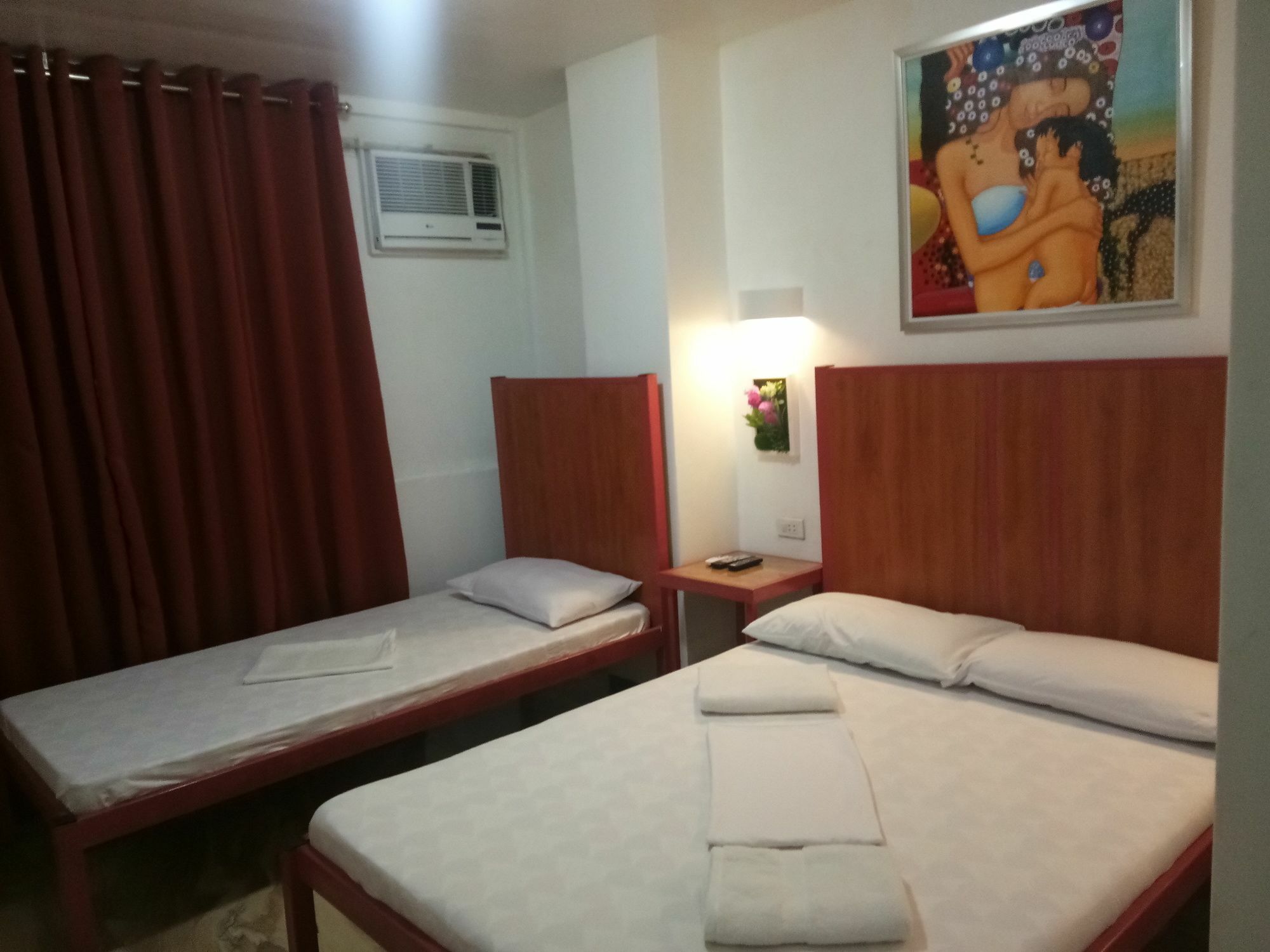 Malate Guest house 2*