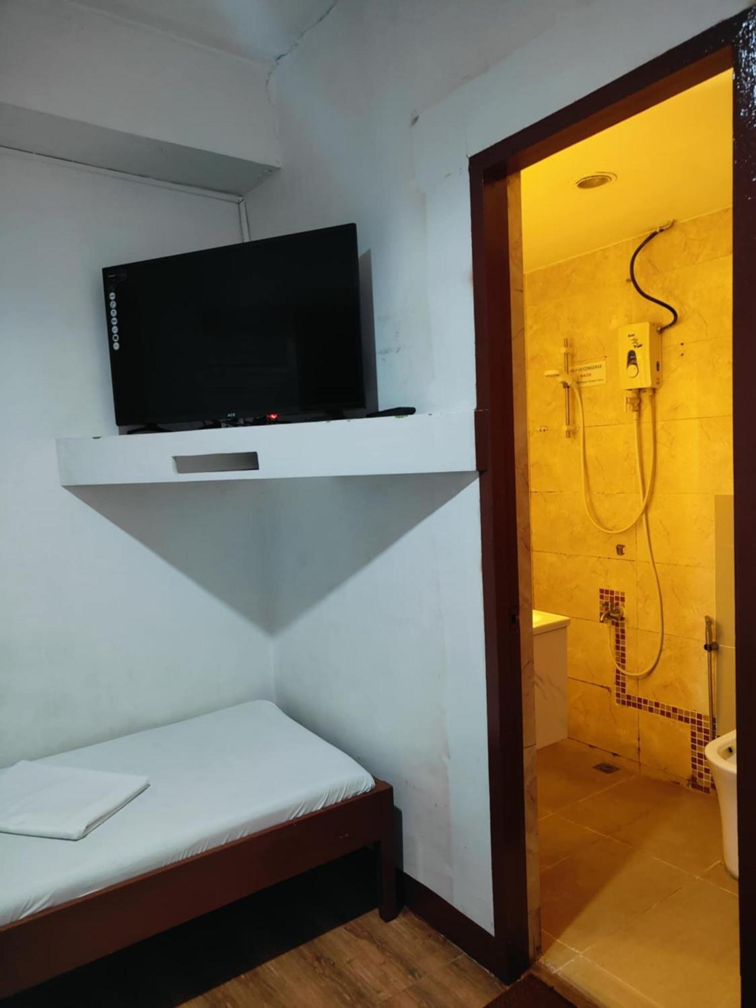 Guest house Malate Manila
